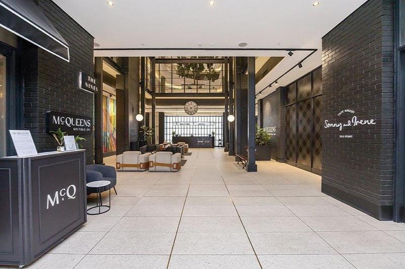 2 Bedroom Property for Sale in Sea Point Western Cape